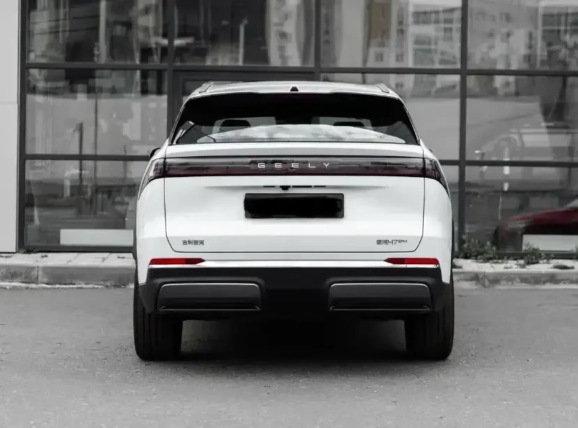 Geely Galaxy M7 2026 — фото 3